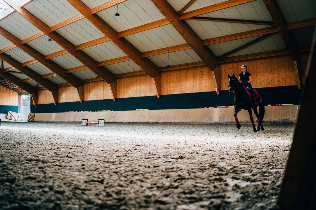 Réalisation de pistes équestres pour le jumping par Gebrüder Lenges