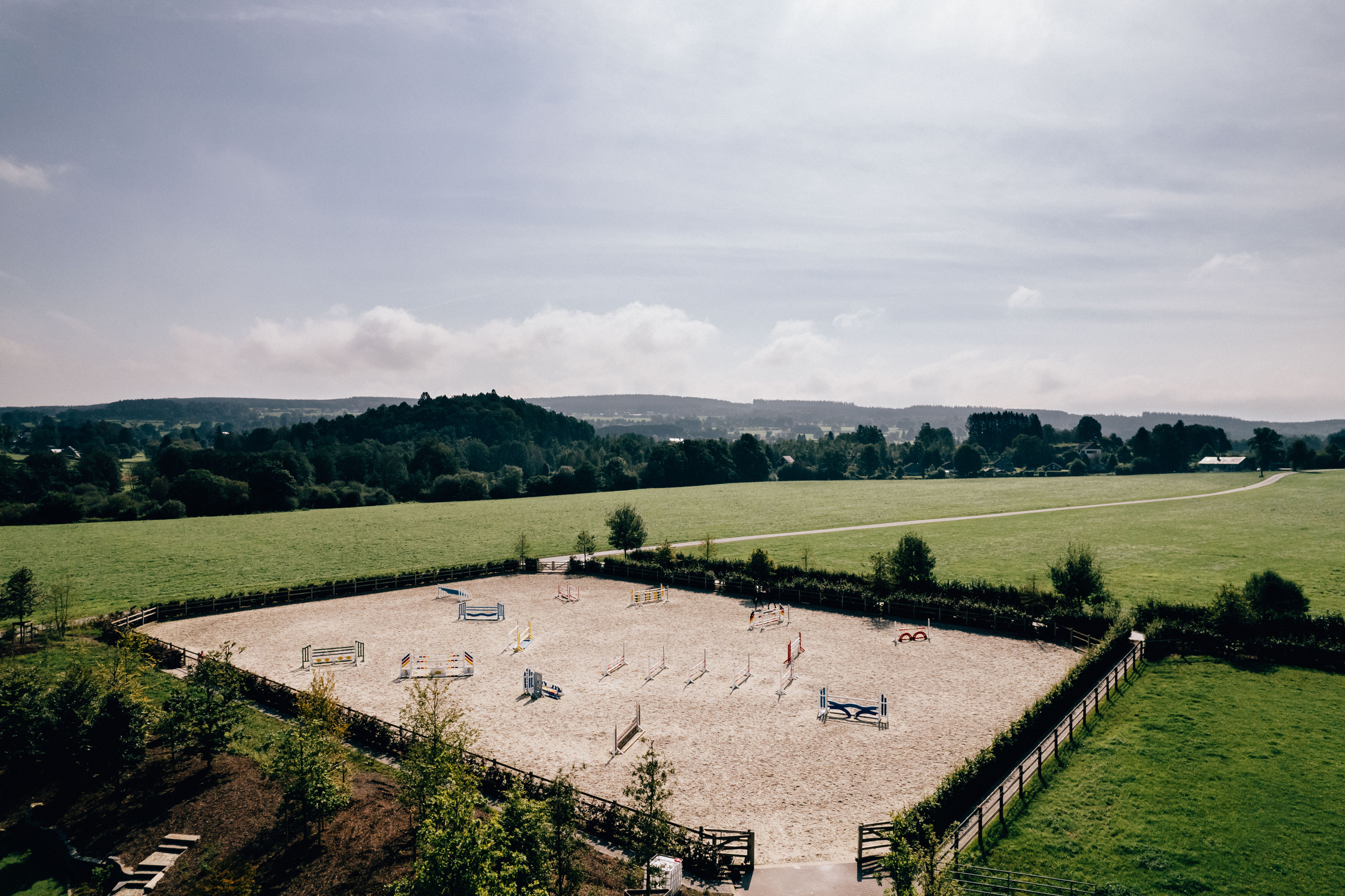 Réalisation de pistes équestres pour le jumping par Gebrüder Lenges